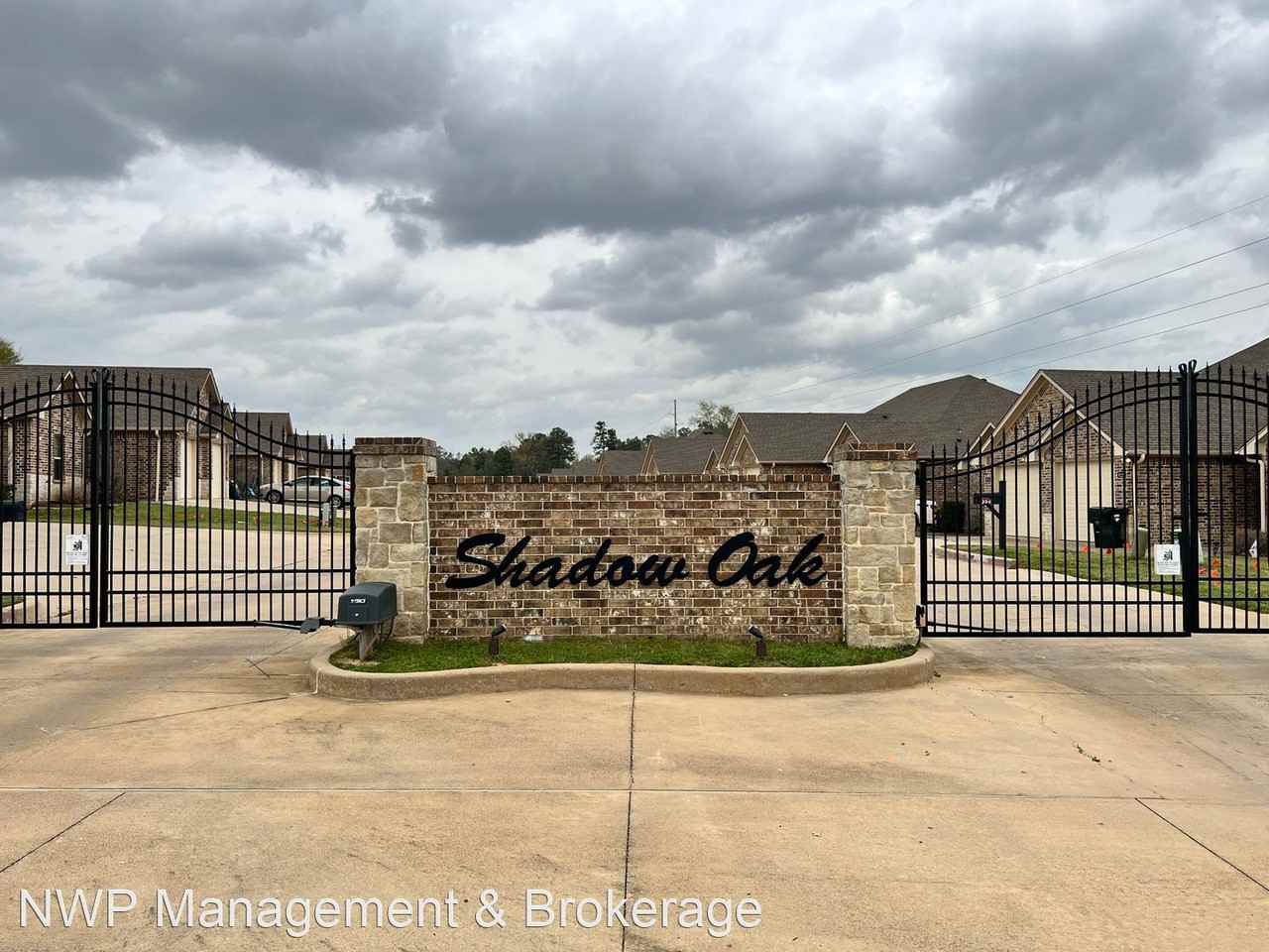 Shadow Oak Dr. - Photo 2 of 22
