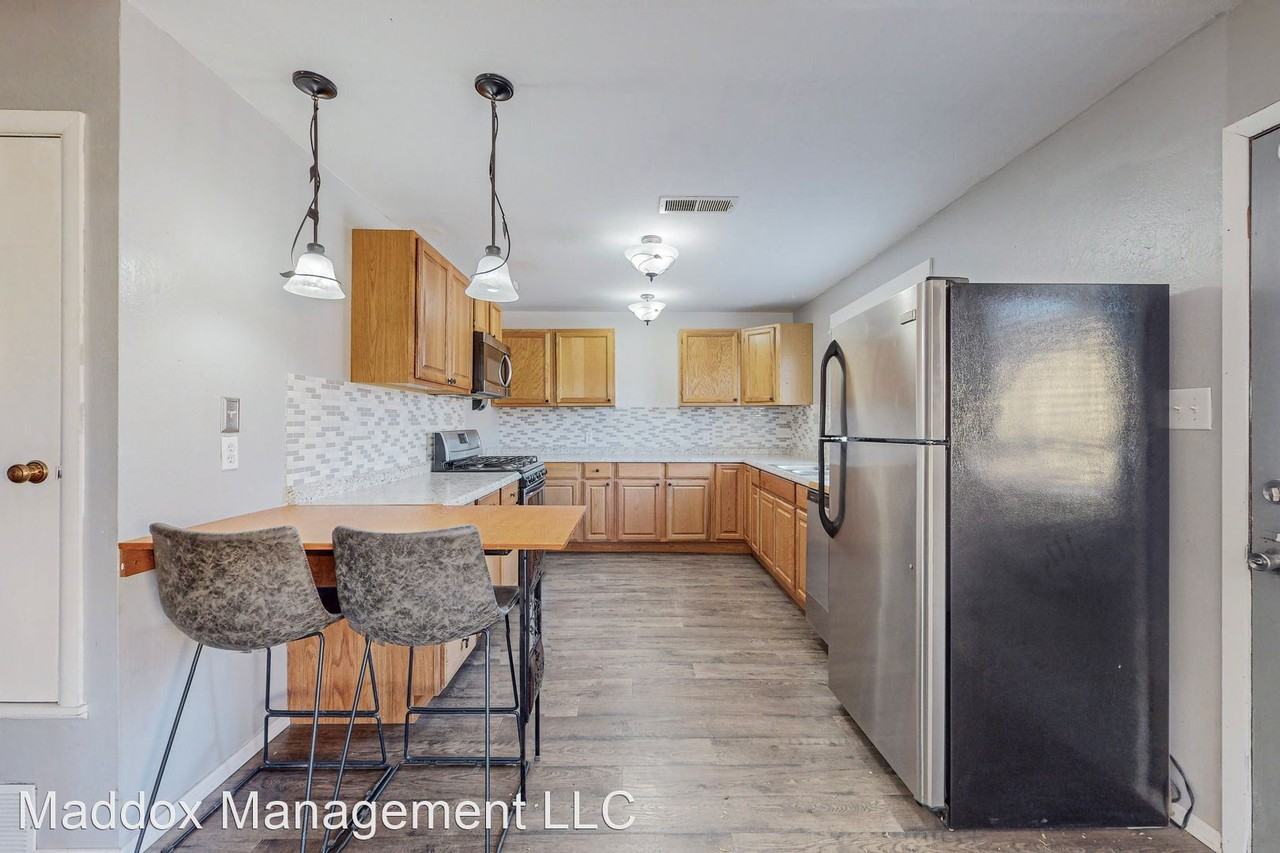 2830 Floral Rd NW - Photo 2 of 33