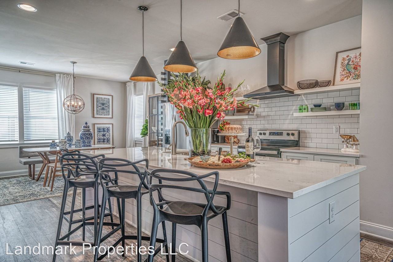 Blu South Townhomes - Photo 2 of 50