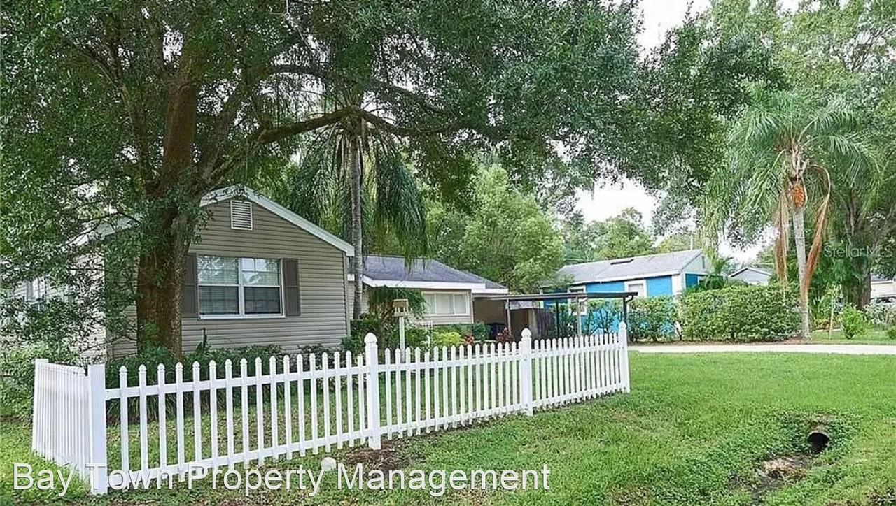 1512 W River Shore Way - Photo 2 of 19