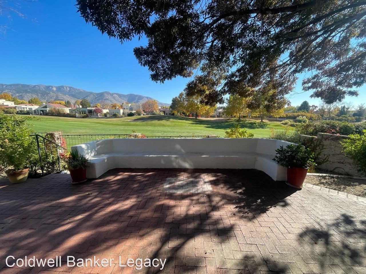 6524 Glen Oak Ne - Photo 3 of 16