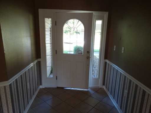 980 Nancy Ln - Photo 3 of 13