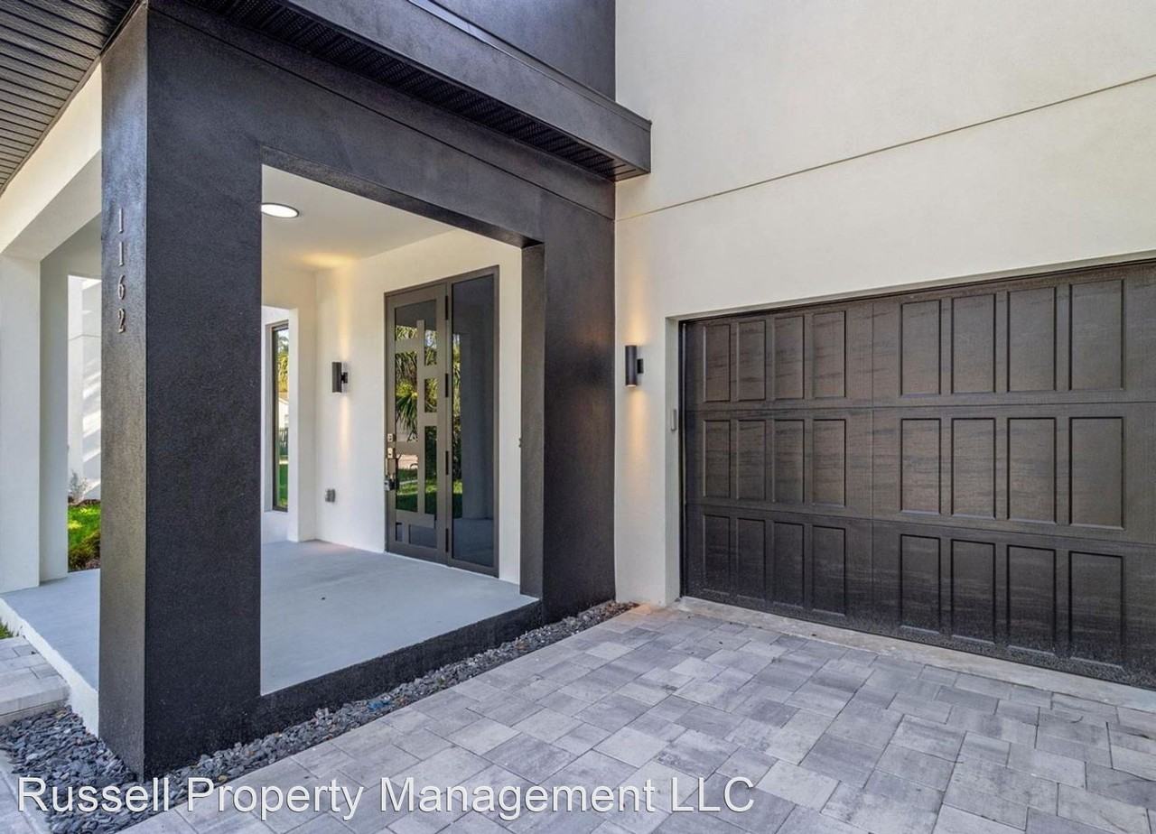 1162 37th Ave N - Photo 3 of 25