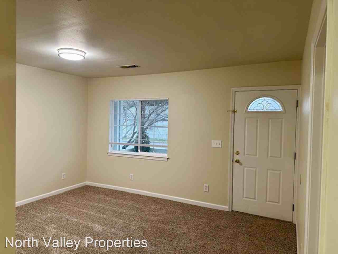 1016 Fell St - Photo 2 of 11