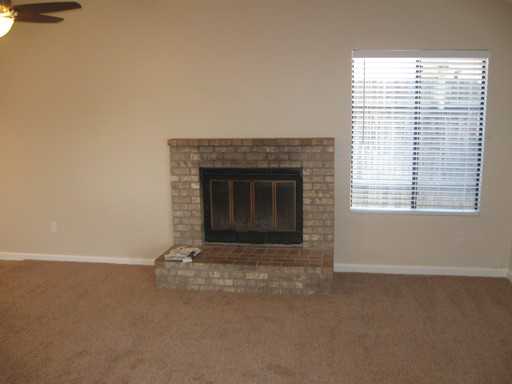 4605 Marlow Ct - Photo 2 of 7