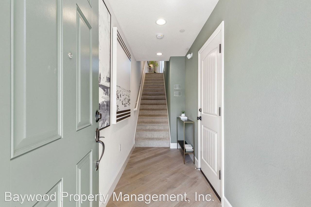 125 Laurel Knoll Dr - Photo 2 of 25