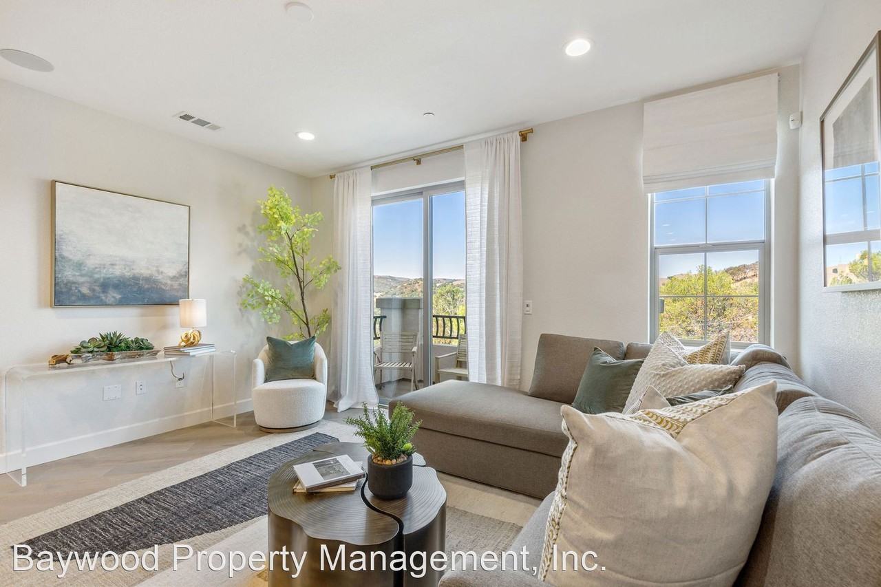 125 Laurel Knoll Dr - Photo 3 of 25