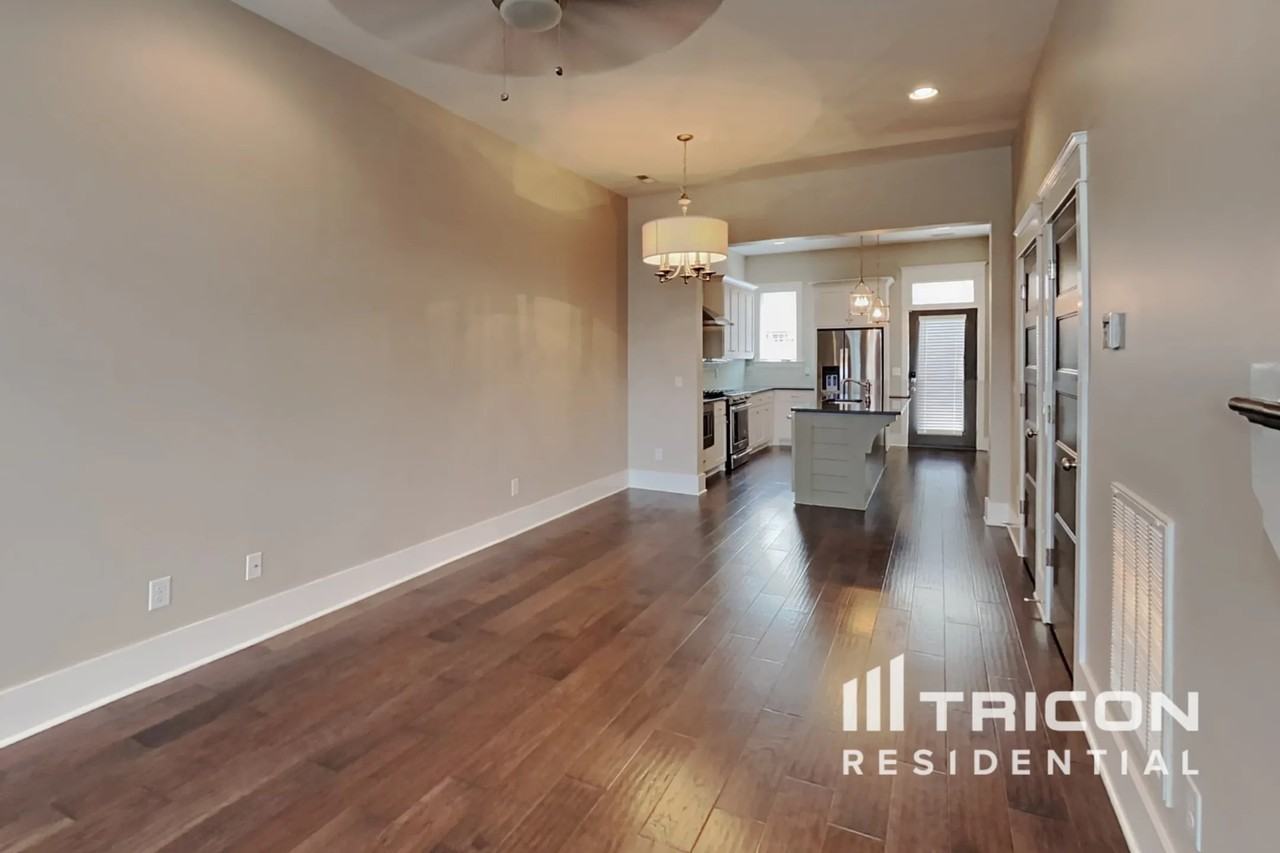 6817 Charlotte Pike - Photo 2 of 45