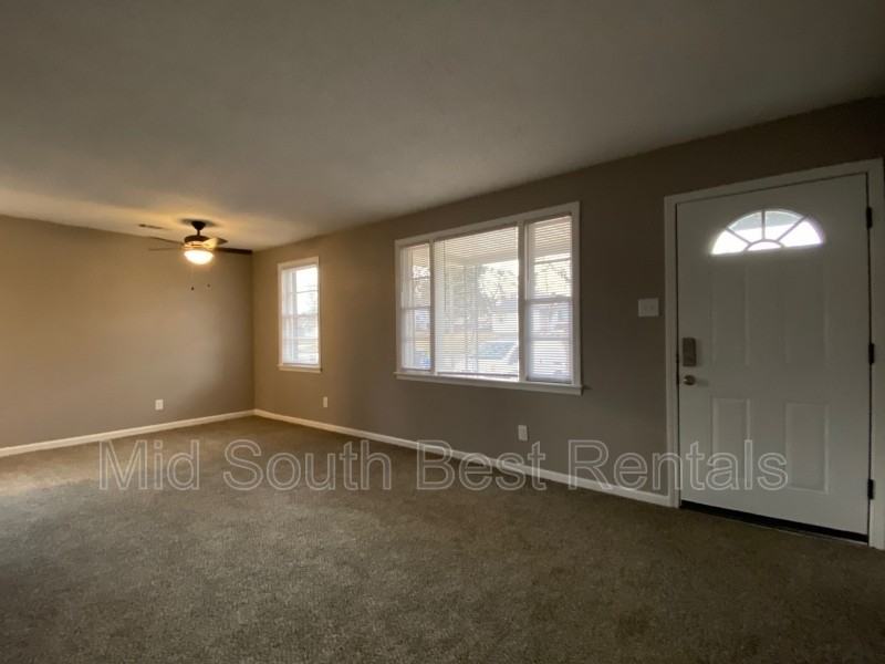 259 Glencoe Rd - Photo 2 of 8