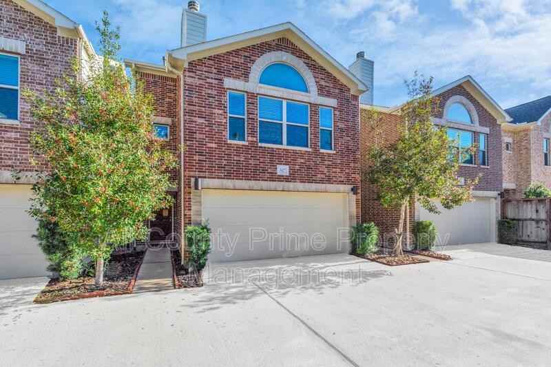 3627 Main Plaza Dr - Photo 2 of 36