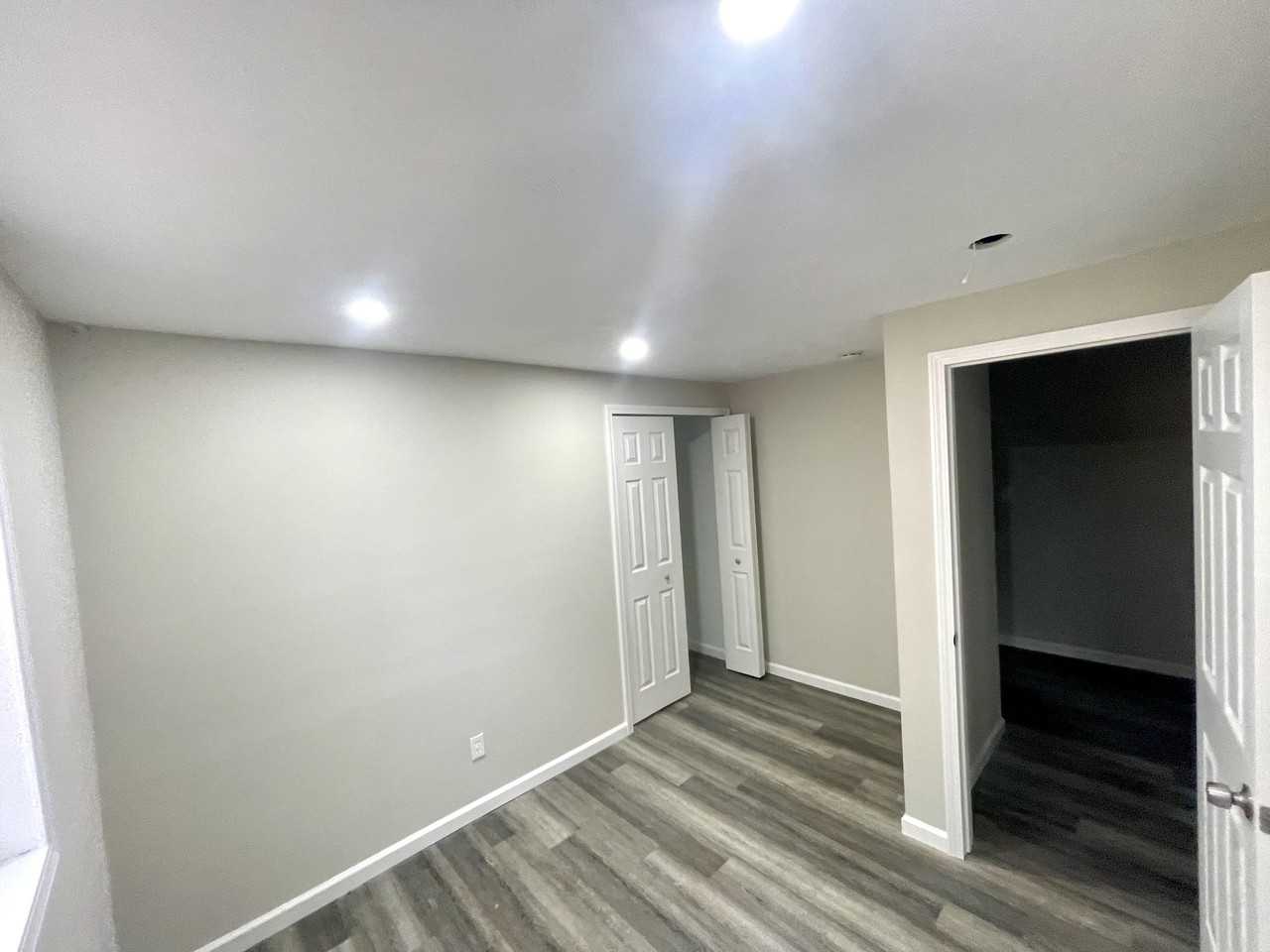 2134 Washtenaw Ave - Photo 2 of 13