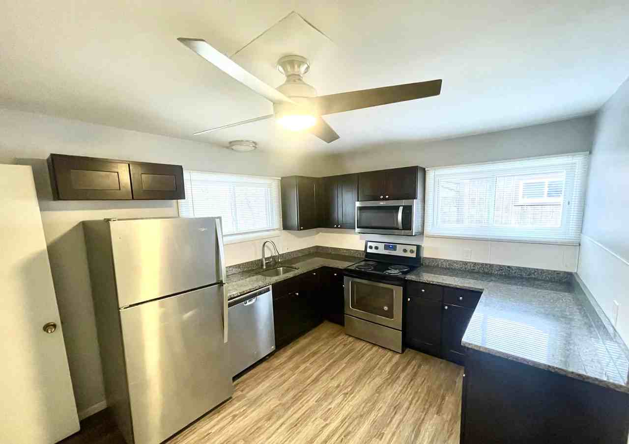 2134 Washtenaw Ave - Photo 3 of 13