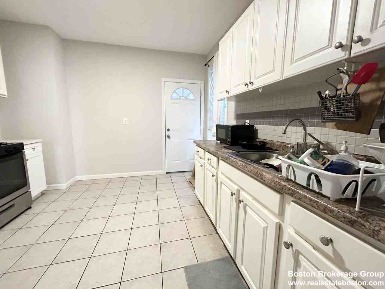 9 Mount Pleasant Ave #1 - Photo 2 of 20