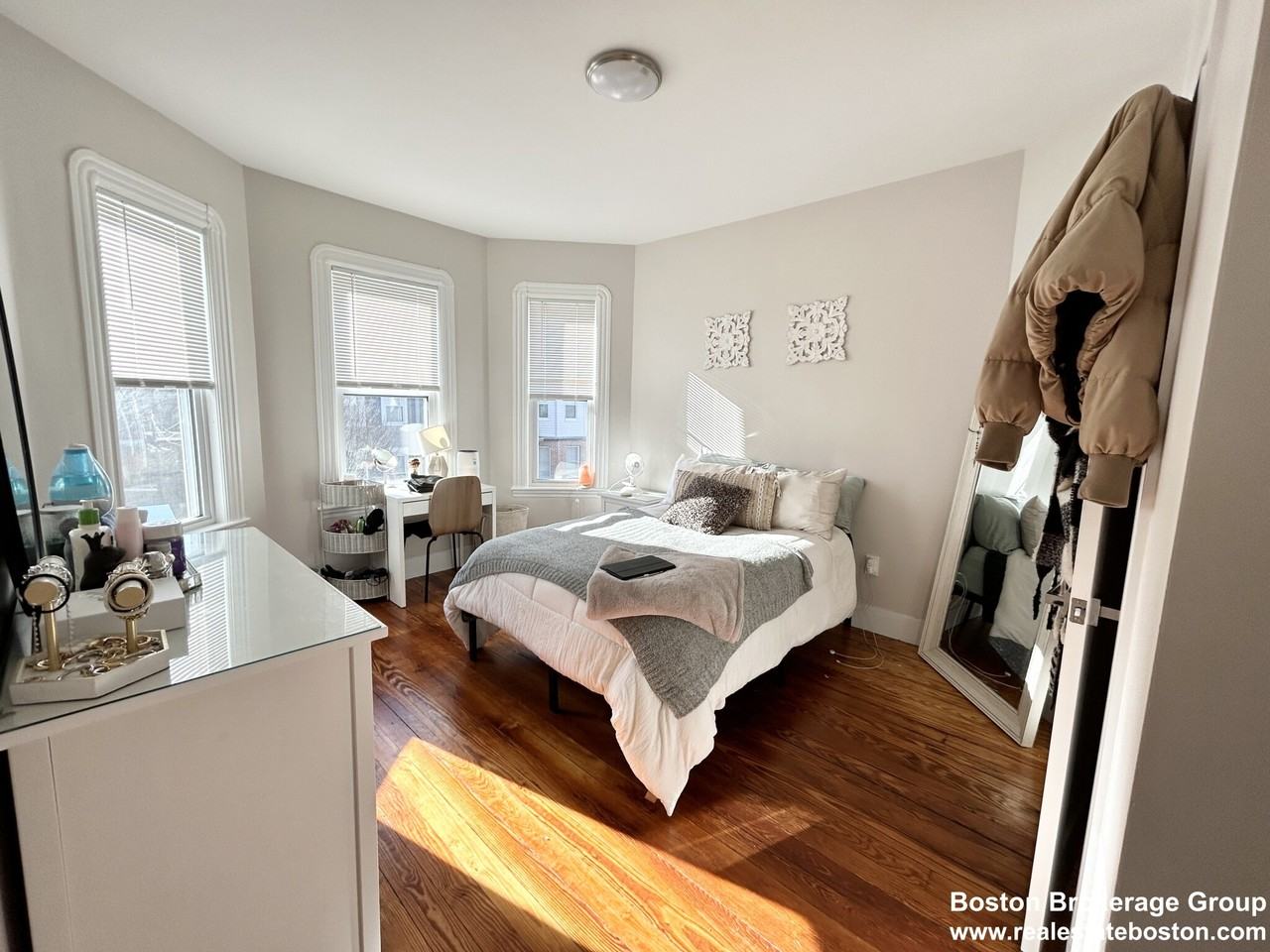 74 Marine Rd #2 - Photo 5 of 9