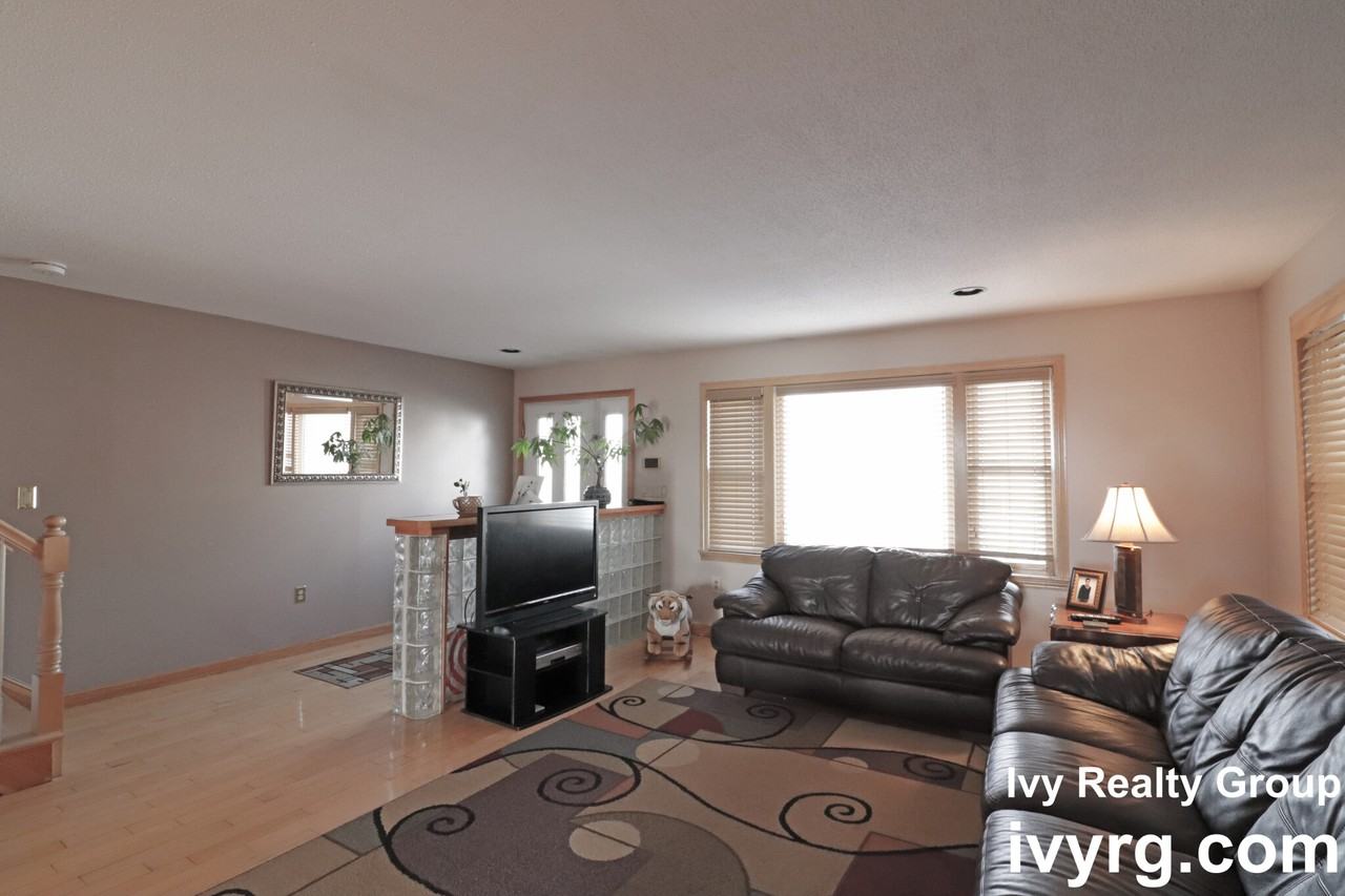 465 Fellsway E #465 - Photo 6 of 22