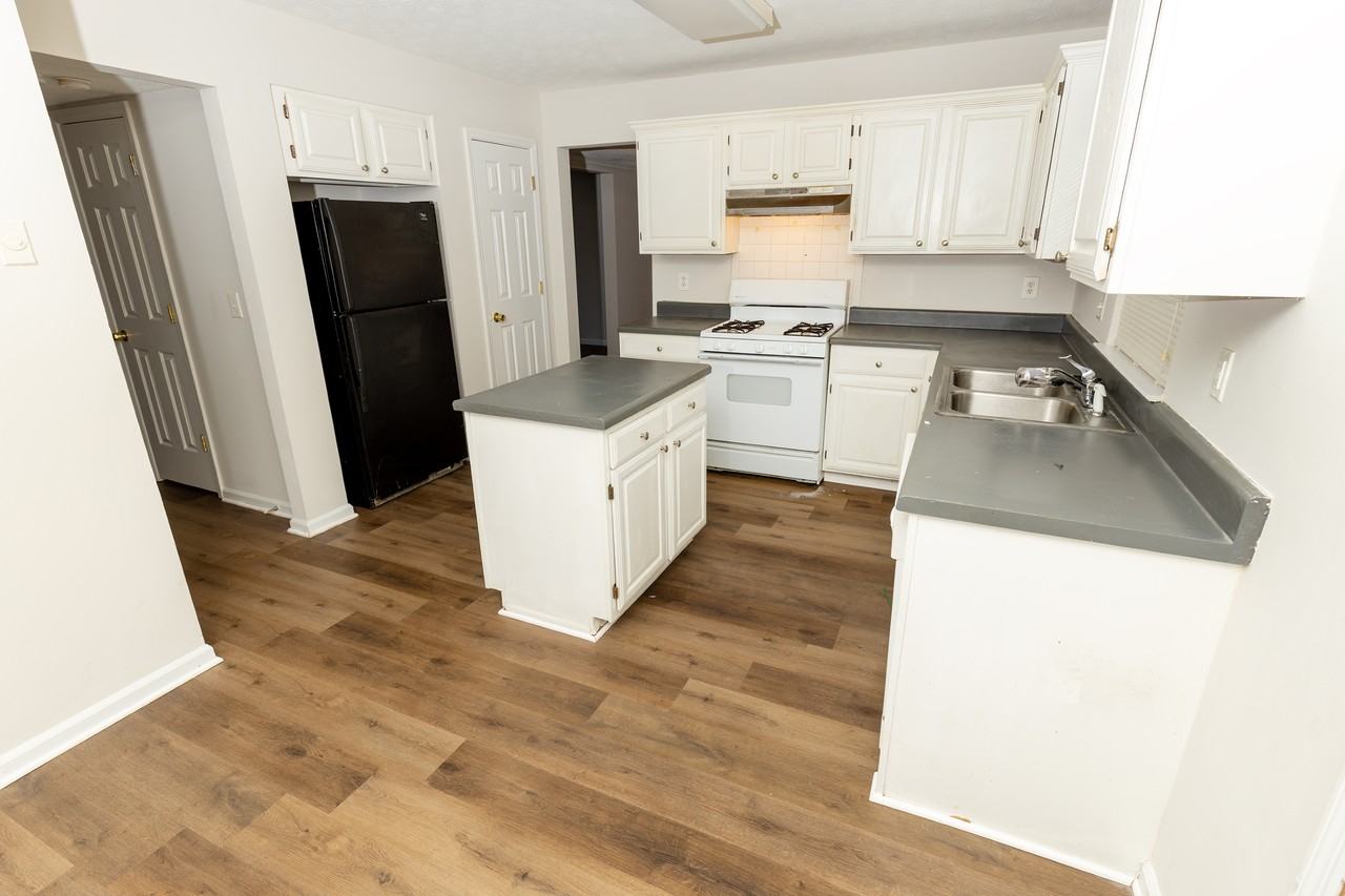 4041 Crossings Way - Photo 6 of 7