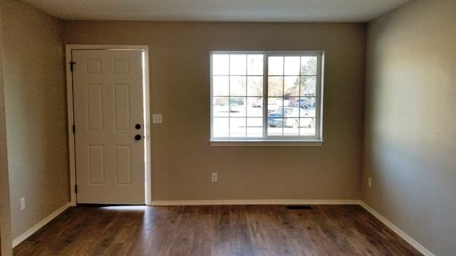214 Spruce Rd - Photo 6 of 24