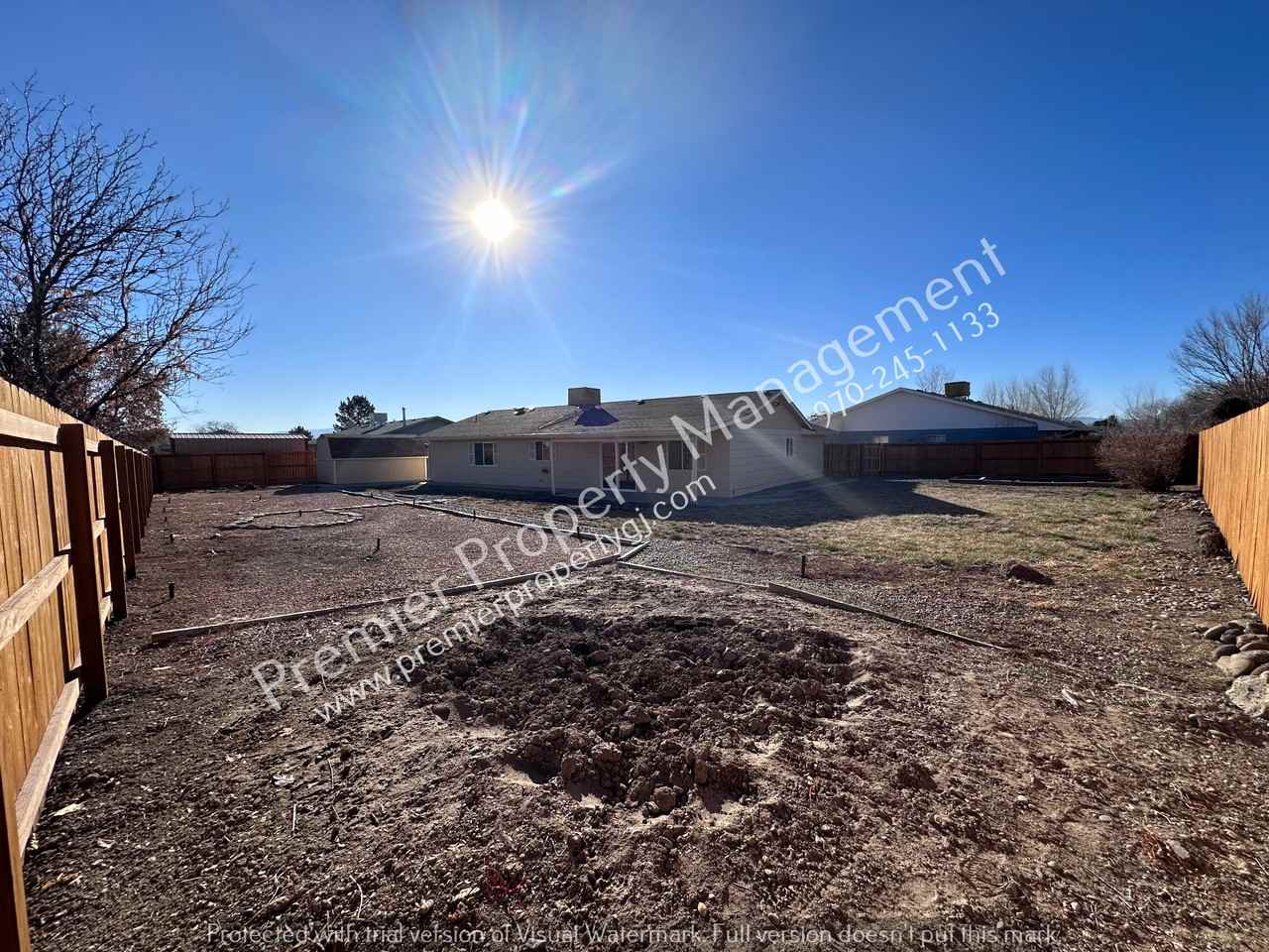 3043 1/2 Regal Ct - Photo 5 of 35