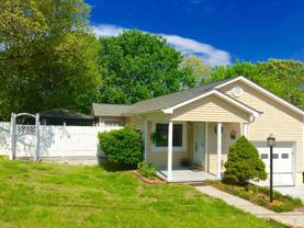 1732 Woodpointe Dr - Photo 1 of 1