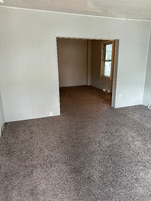 460 Main St - Photo 3 of 20