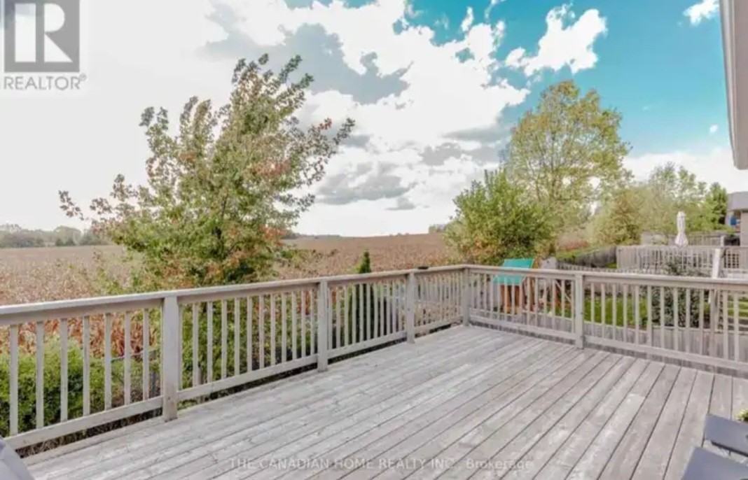 21 Woodhatch Crescent - Photo 2 of 23