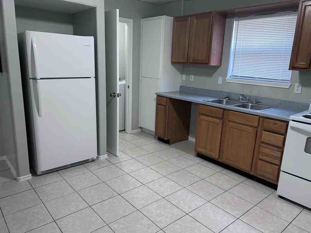 2316 West Elisa Lane #2316-07 - Photo 4 of 9