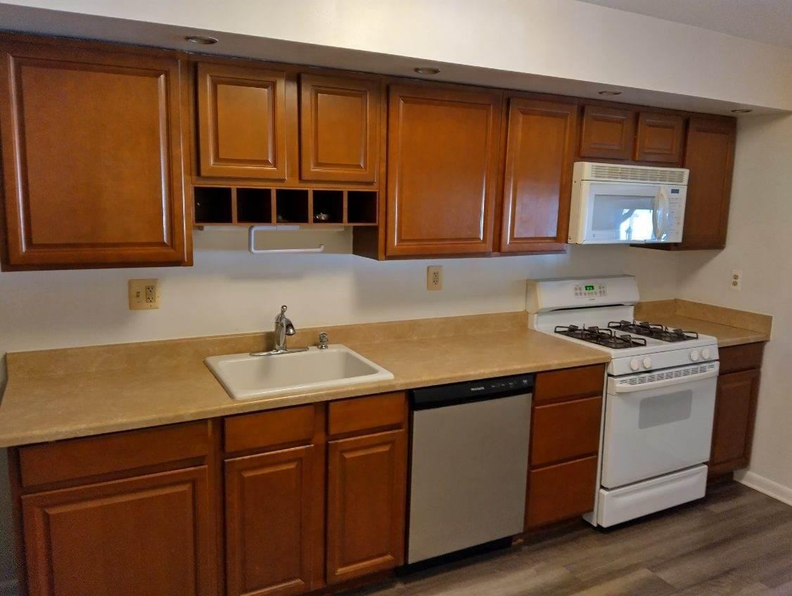 1782 Stokesley Rd #NA - Photo 3 of 16