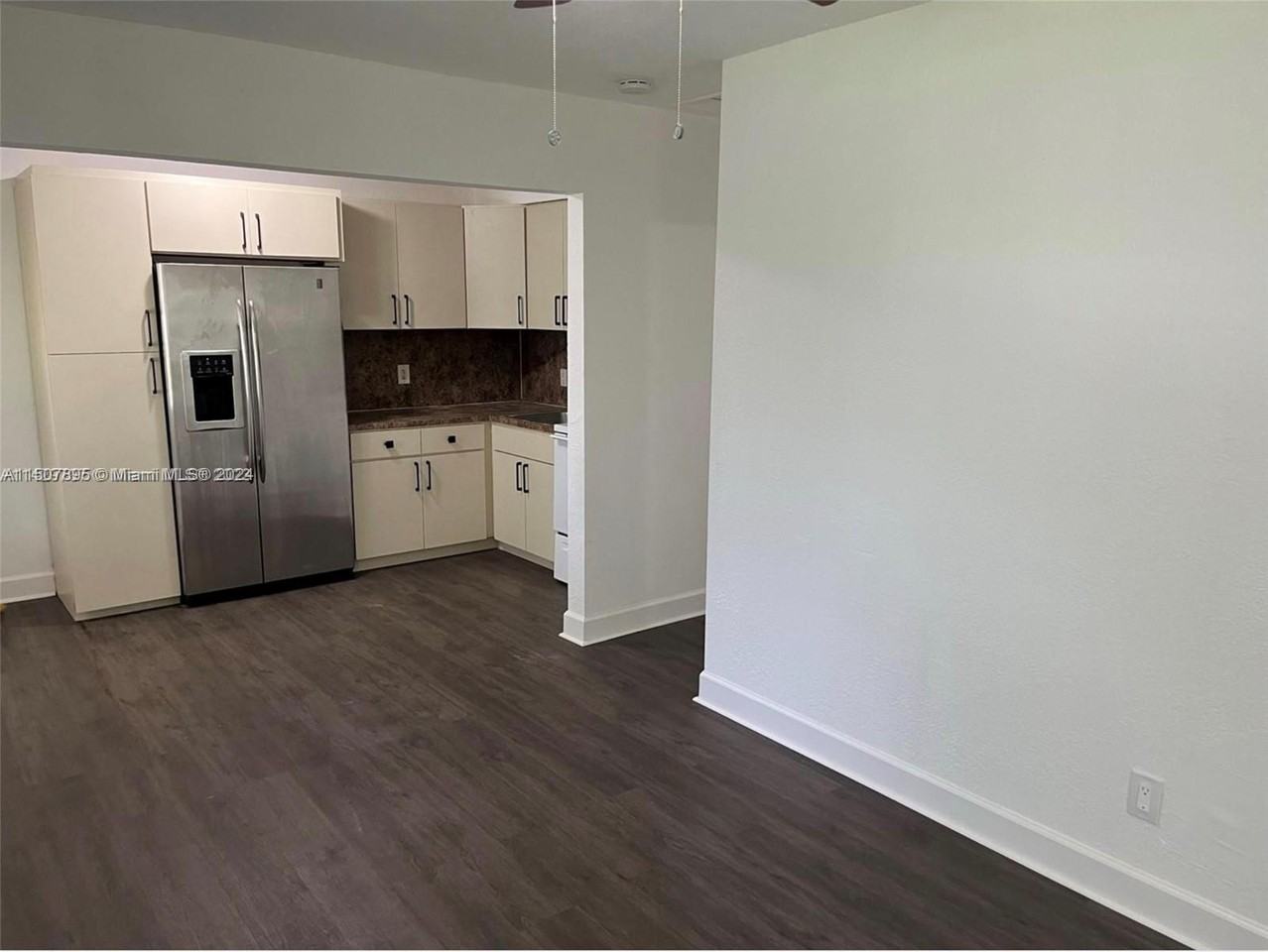 6028 Sw 27th St #NA - Photo 3 of 11