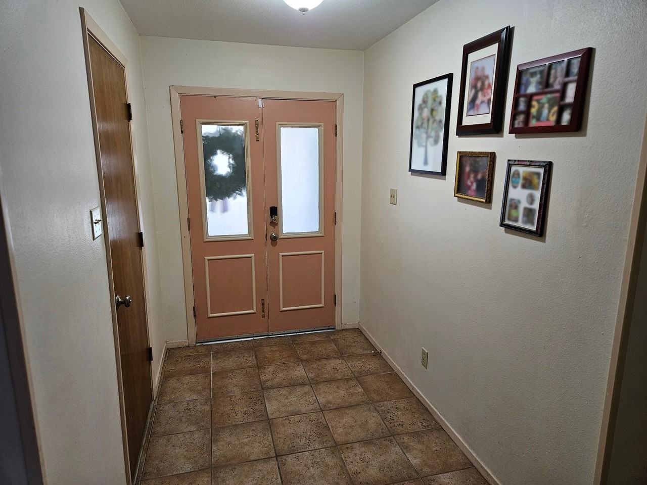 1412 Alta Vista St #NA - Photo 3 of 19