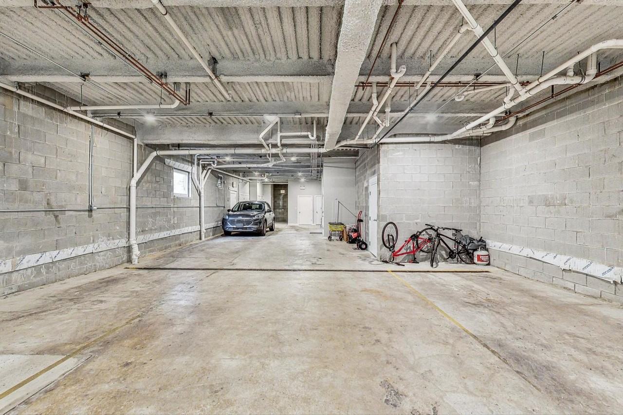 2341 W Chicago Ave #2F - Photo 3 of 19