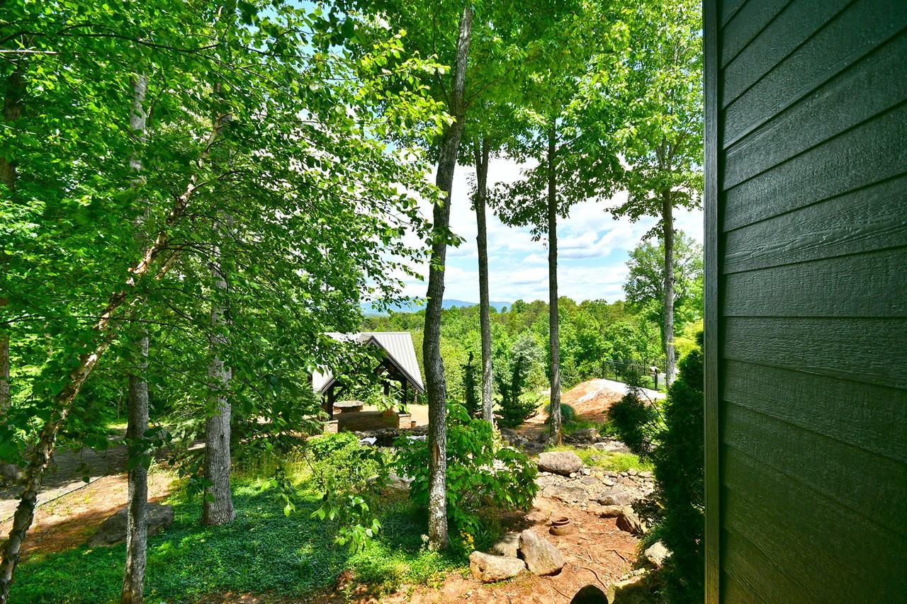 101 N Henderson Rd #1 - Photo 7 of 32