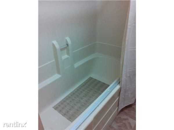 West Hollywood Apartments in Park East, Hollywood, FL 33023 Zumper