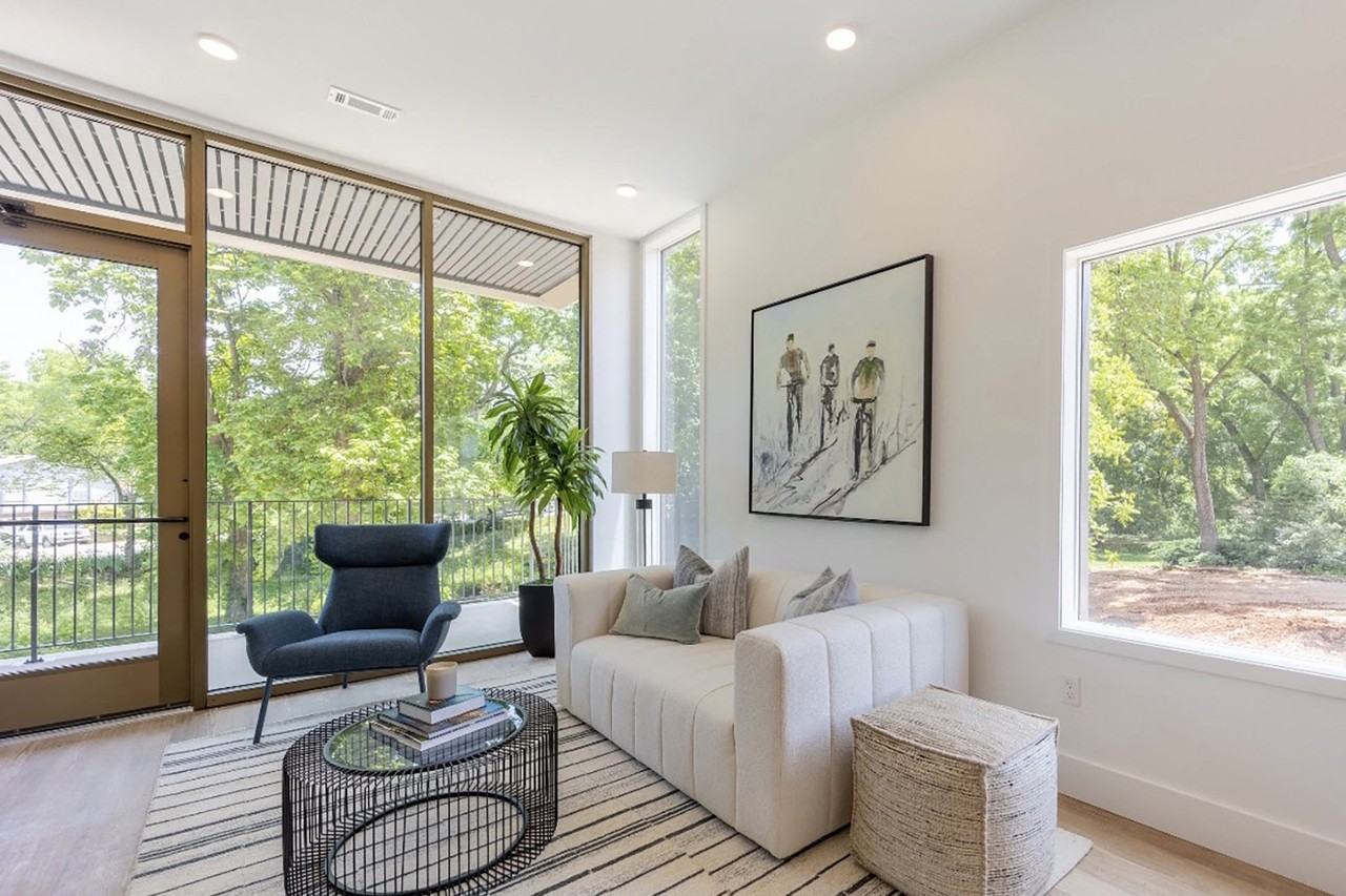 The Howard - Photo 6 of 38