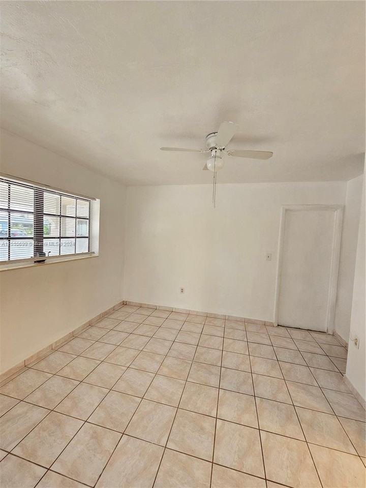 9430 Haitian Dr #2 - Photo 2 of 8