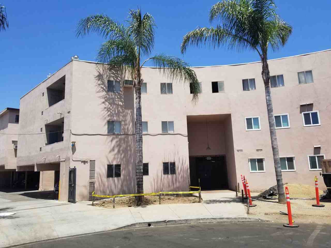 Whitsett Ave - Photo 3 of 48