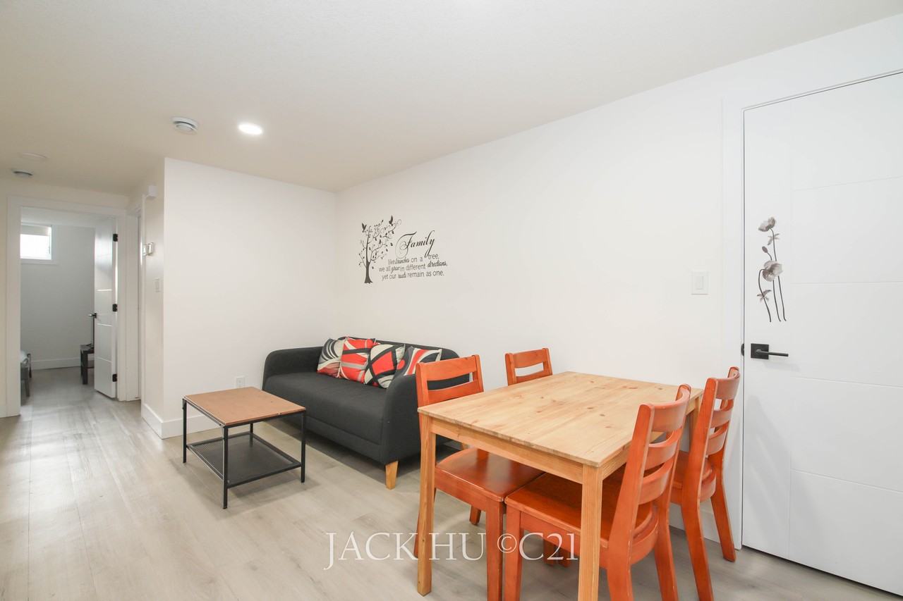 10746 75 Avenue Northwest - Photo 6 of 13