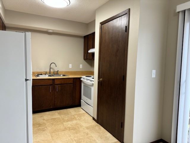 2800 Monmouth Court #D - Photo 5 of 16