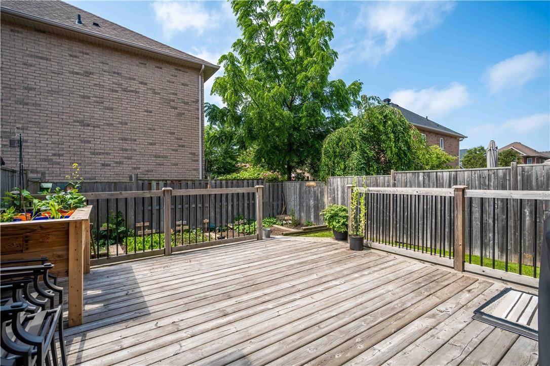 65 Glendarling Crescent - Photo 2 of 5