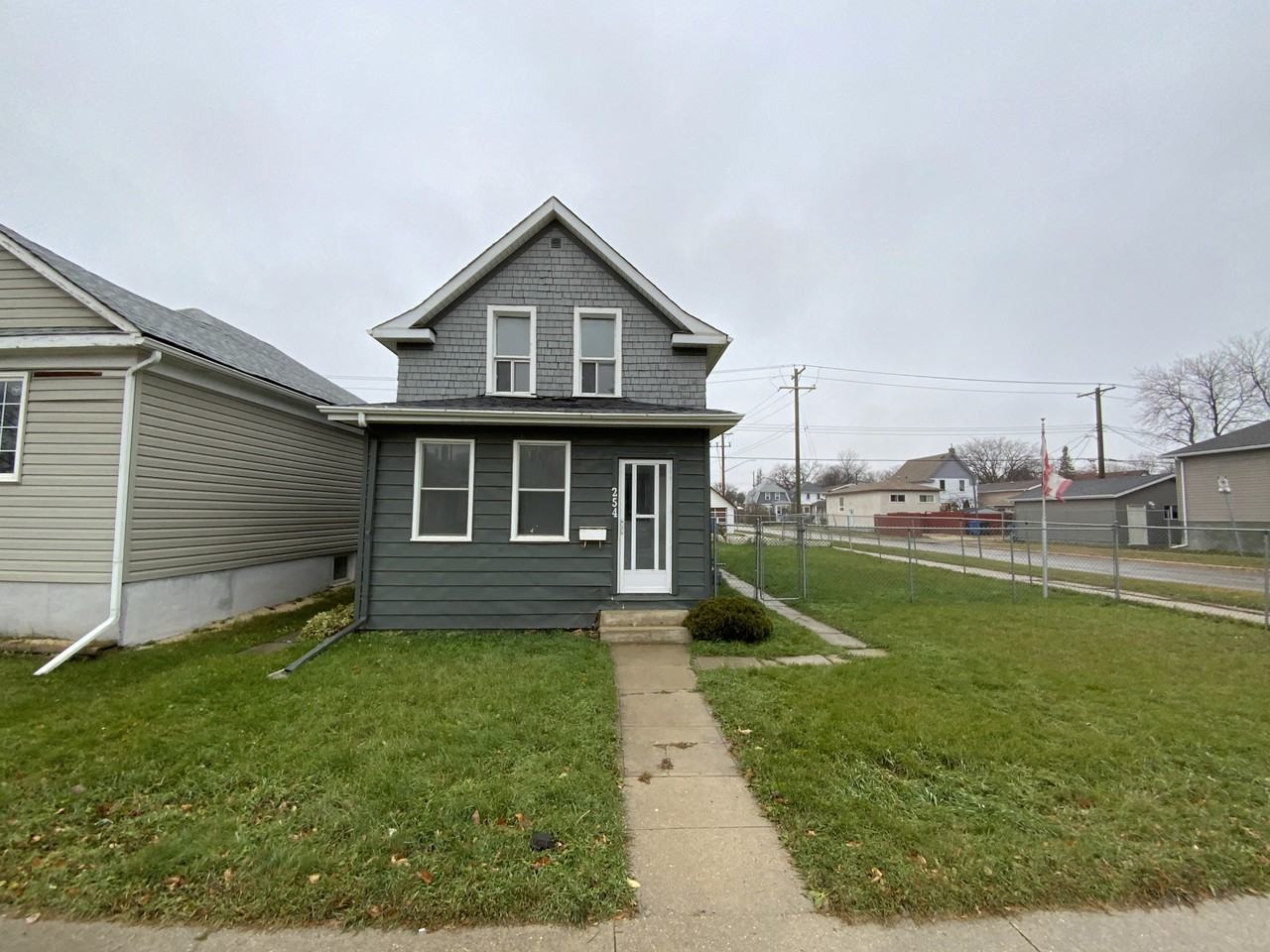 254 Ferry Rd, Winnipeg, MB R3J 1W1, CAN 2 unit Rentals Zumper