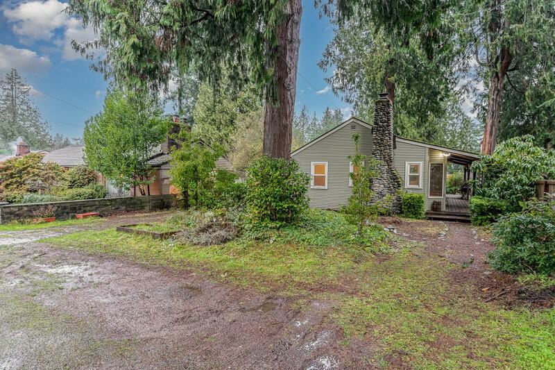 3844 Ne 87th St - Photo 2 of 20