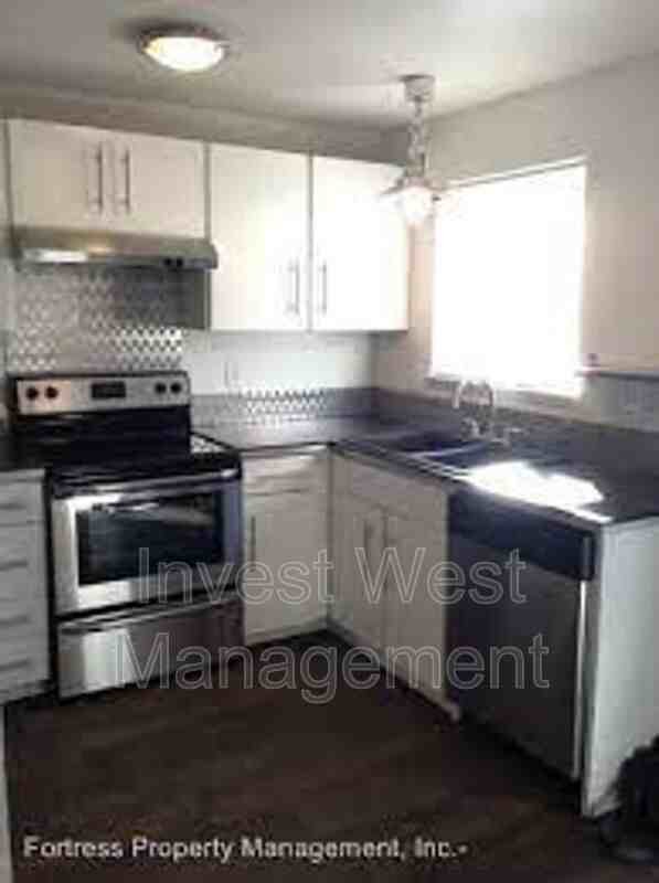 9031 N Saint Louis Ave - Photo 2 of 13