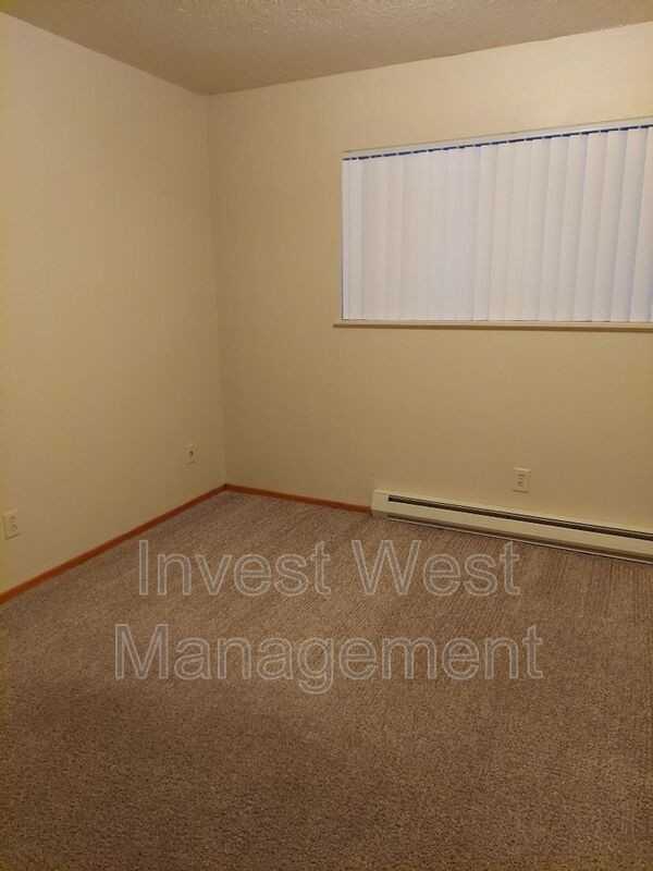 1701 E Reserve St #5 - Photo 2 of 5