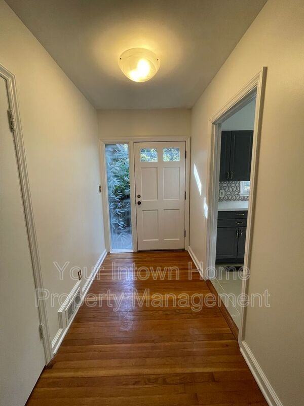 1876 Mason Mill Rd - Photo 5 of 38