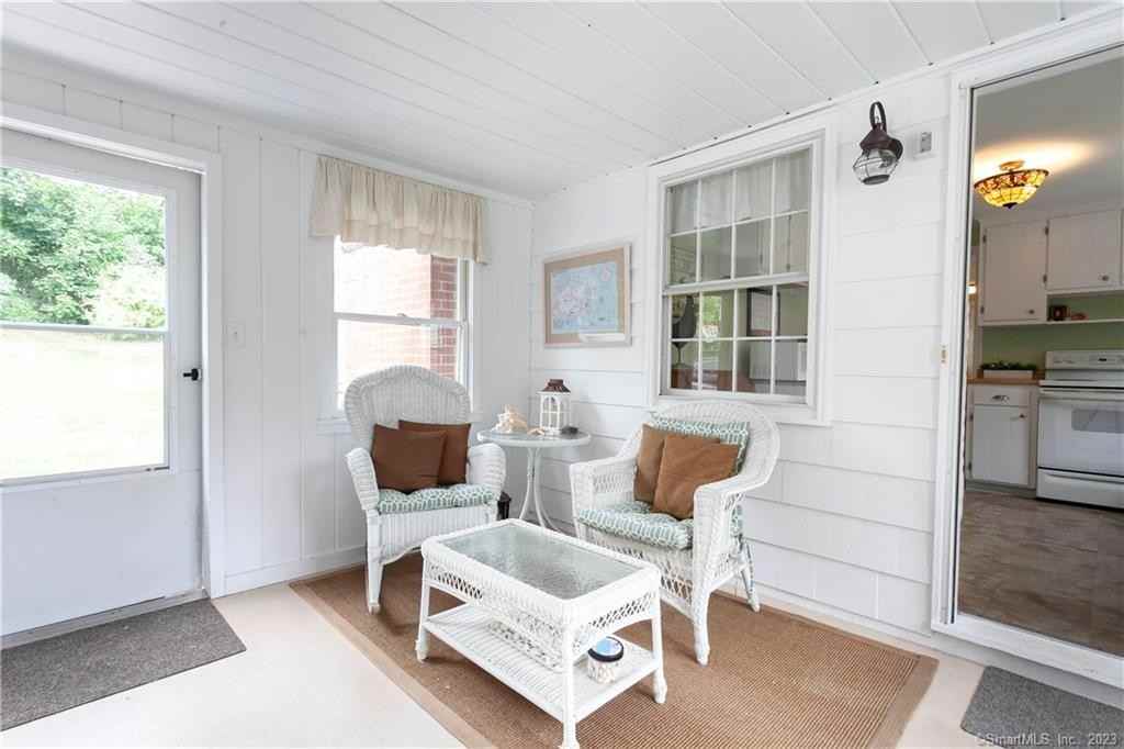 26 Deepwood Road - Photo 3 of 12