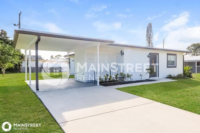 1944 Baythorne Rd - Photo 3 of 15