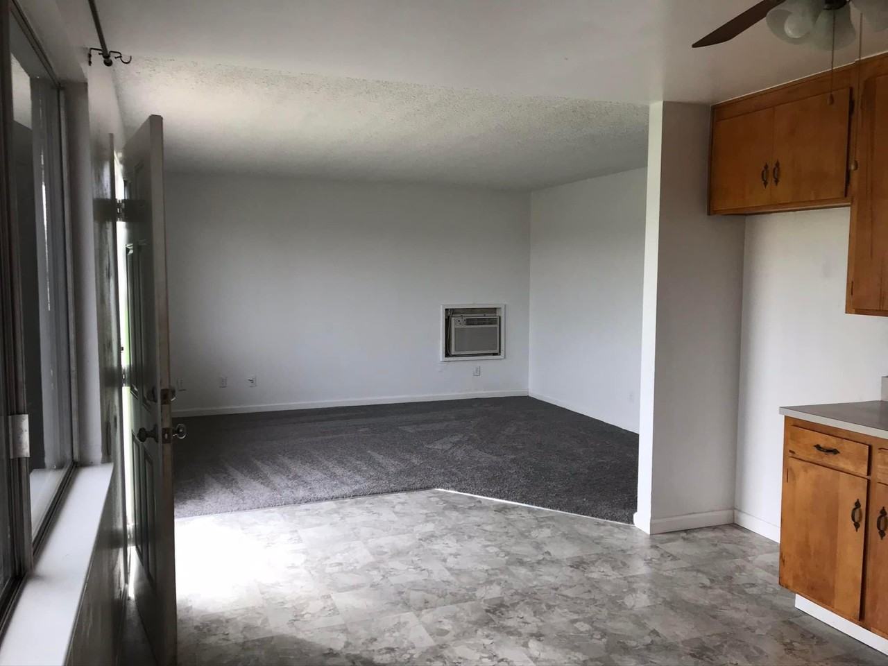 200 N Indiana Ave #3 - Photo 2 of 7