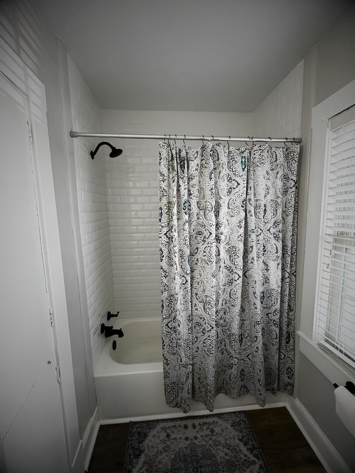 317 De Soto St #2