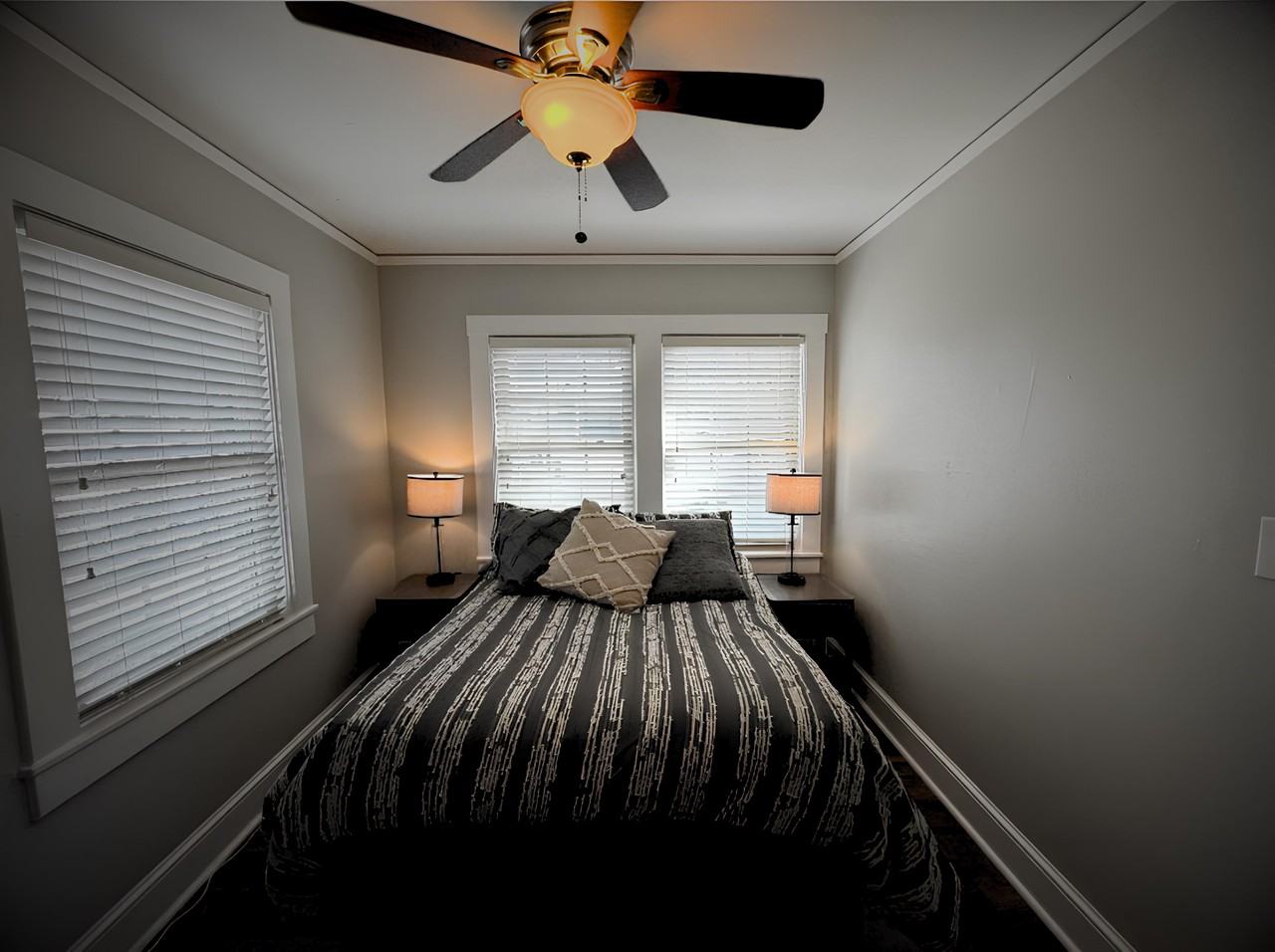 317 De Soto St #2 - Photo 3 of 9