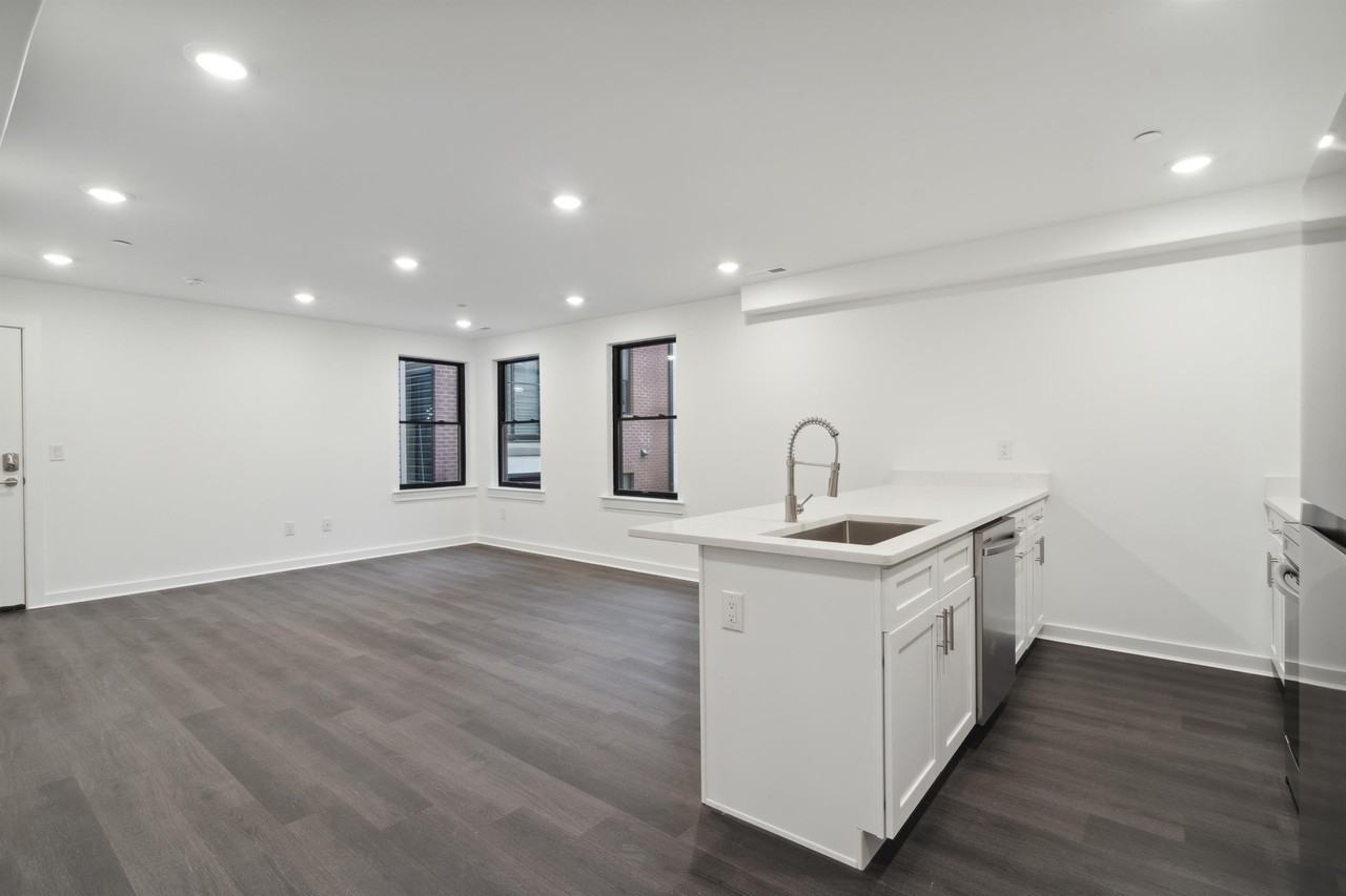 4021 Haverford AvenueUnit 6 #6 - Photo 3 of 10