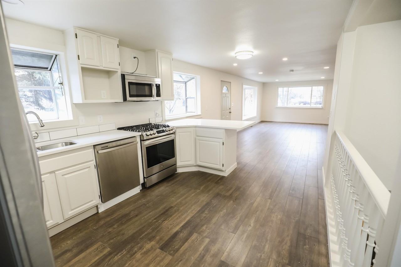 5113 N Mcdonald Rd #1 - Photo 2 of 14